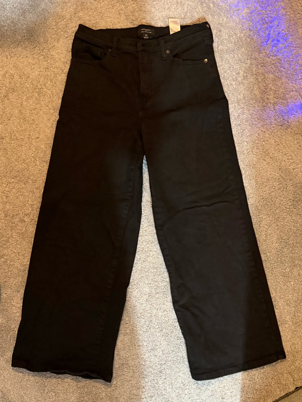 Black Wide-Leg Jeans